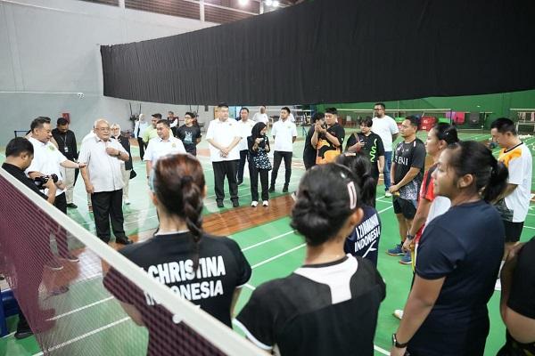 Kemenpora Serah Terima Alat Gymnasium dan Sport Science ke PBSI