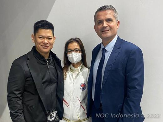 Raja Sapta Oktohari Terima Penghargaan ACC Special Order of Merit