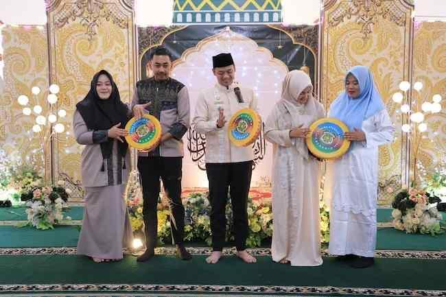 Tabuh Rebana di Masjid Ar-Rahmat, Camat Tuah Madani Resmi Buka MTQ Sialang Munggu Pekanbaru