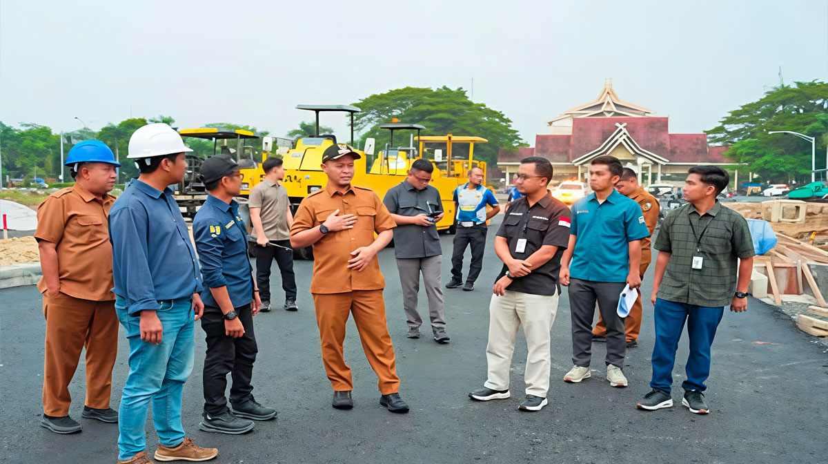 Kejar Target 60 Kilometer, Pemkot Pekanbaru Kebut Perbaikan Jalan Rusak di 15 Kecamatan