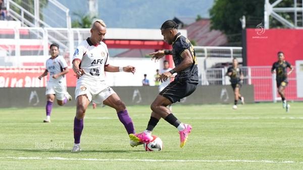 Penggunaan Tiket Gelang Laga Persik Lawan Bali United