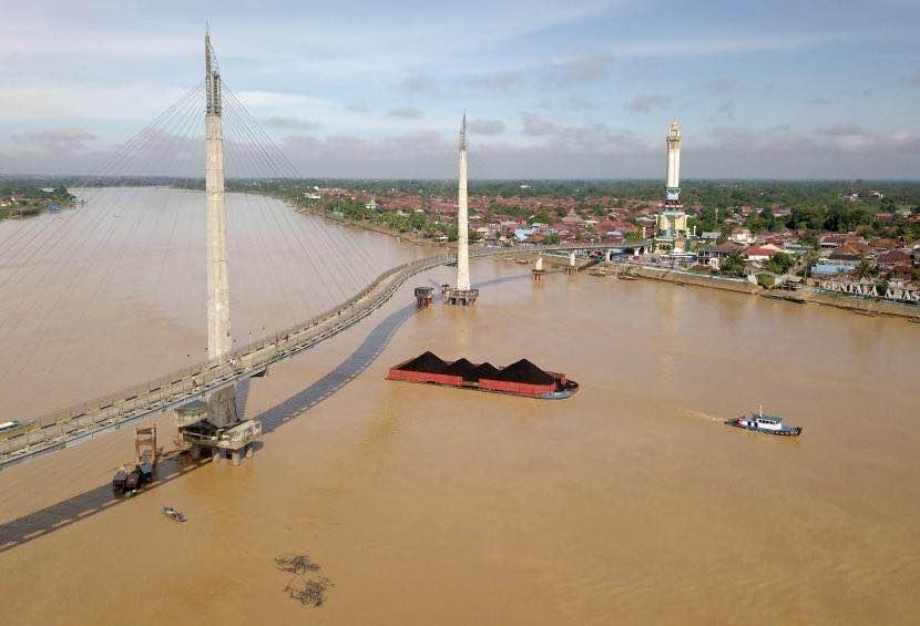Penambang Emas Ilegal Berpestapora, Rakyat Bungo Tercekik Krisis Kualitas Air Sungai
