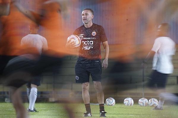 Lawan Bali United, Thomas Doll Harapkan Pemain Persija Jakarta Bugar