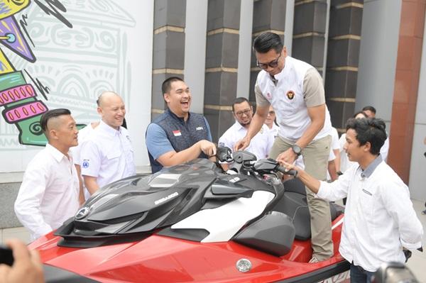 Menpora Dito Resmikan Aquabike Indonesian Championship 2024-2025