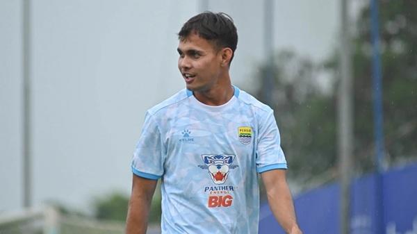 Rezaldi Hehanussa Tinggalkan Persib Bandung