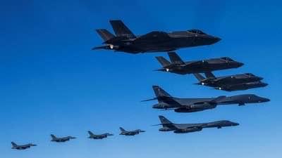 Ketegangan Baru di Amerika Latin, Trump Kerahkan Jet Pembom ke Dekat Caracas