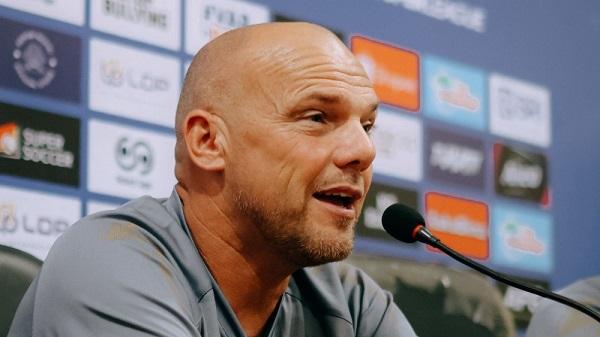 Jhonny Jansen Tetap Waspadai Kebangkitan Persik Kediri
