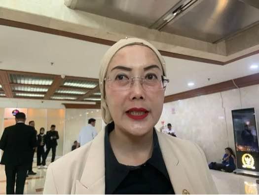 DPR Minta Pemerintah Tak Hanya Turunkan Biaya Haji, tapi Juga Buka Seluruh Kontrak Layanan