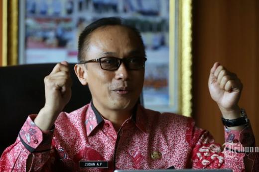KTP-el untuk WNA Dikulik Politik, Anak Buah Tito Beri Penjelasan