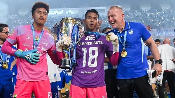 Teja Paku Alam Catat Rekor Clean Sheet
